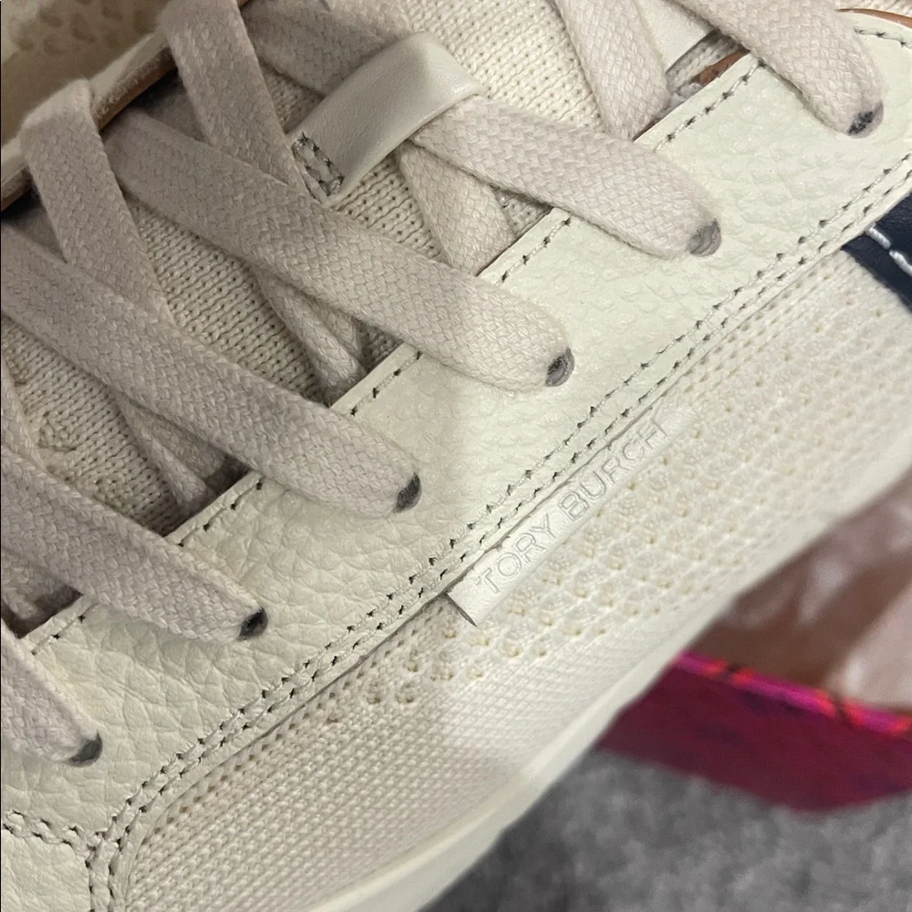 Tory Burch Cream and Black Sneakers(box is  little broken ) - Picture 7 of 16